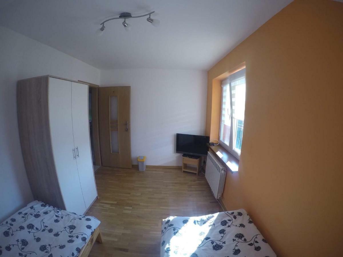Noclegi U Gosi Ustrzyki Dolne Exterior photo